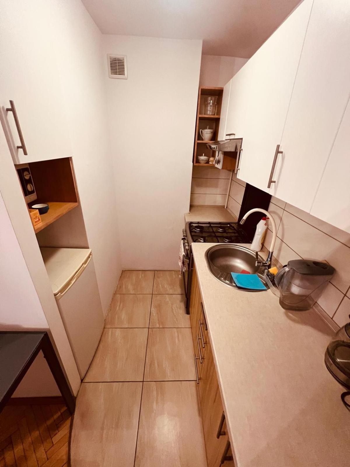 Appartement Entire Studio In Centrum à Varsovie Extérieur photo
